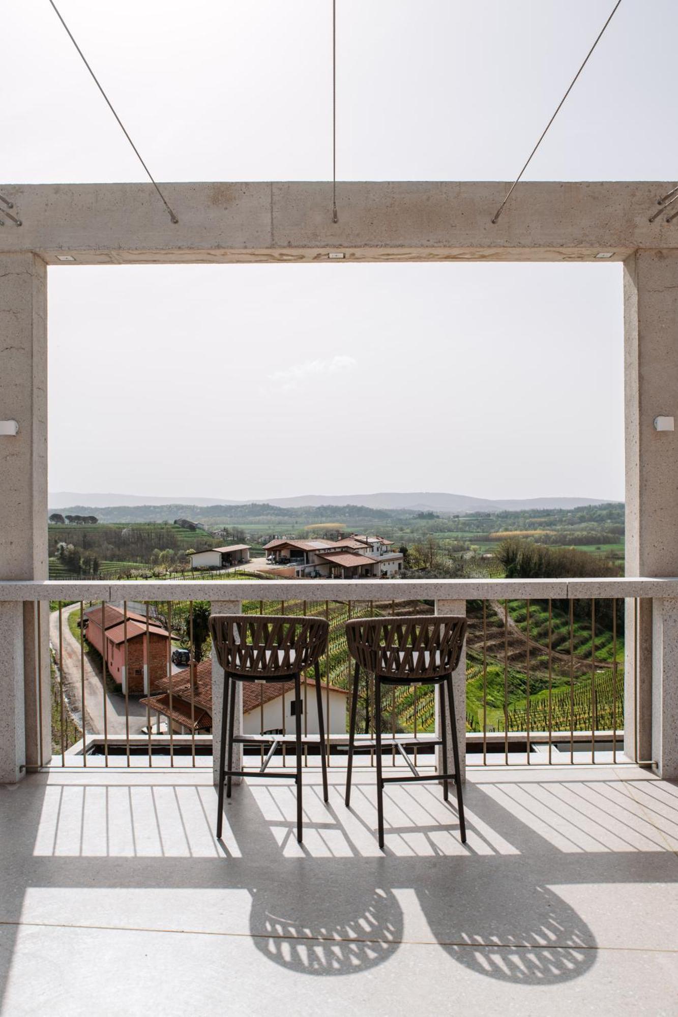 Posestvo Scurek Wine Bed & Breakfast Dobrovo Bagian luar foto