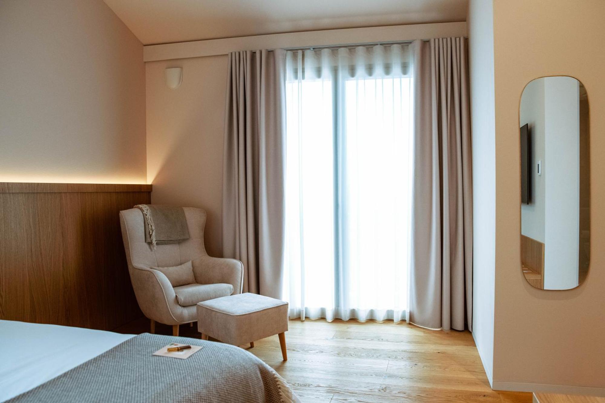 Posestvo Scurek Wine Bed & Breakfast Dobrovo Bagian luar foto